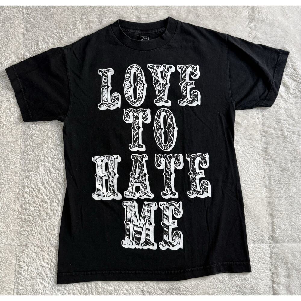 Rogue Status T-Shirt Love to Hate Me Hate To Love Me Black Size Small